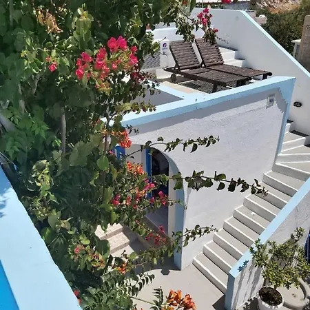 Anna Maria Santorini