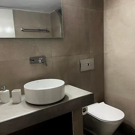 Anna Maria Santorini 2*