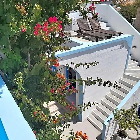 Anna Maria Santorini 2* Perissa (Santorini)