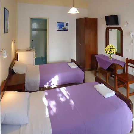 Hotel Anna Maria Santorini 2*