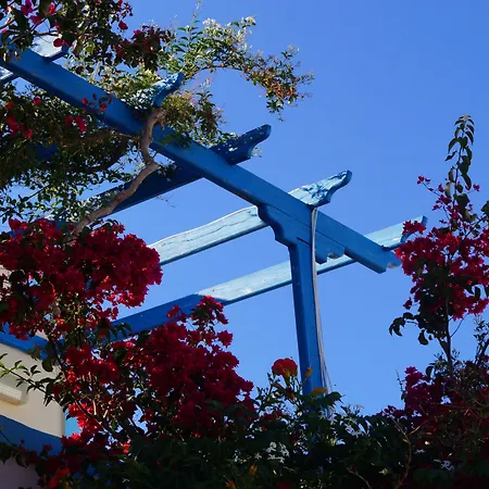 Anna Maria Santorini 2*