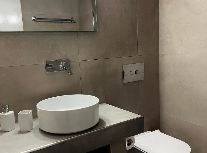 Anna Maria Santorini 2*