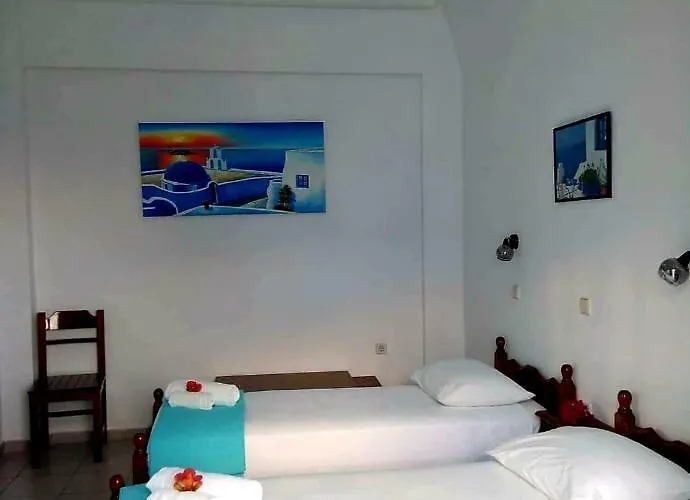 Anna Maria Santorini Hotel 2*